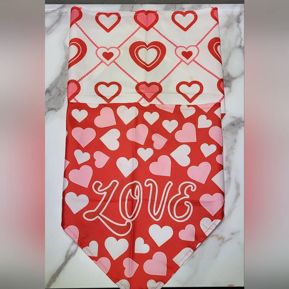 Peutier NWOT 4 Pack Valentine's Day Themed Pet Dog Bandanas- One Size